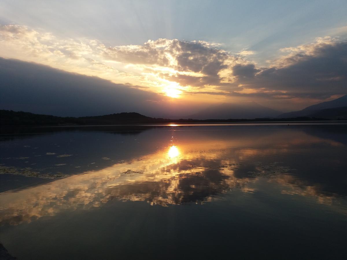 Campeggio Internazionale Del Sole 维韦罗内 外观 照片
